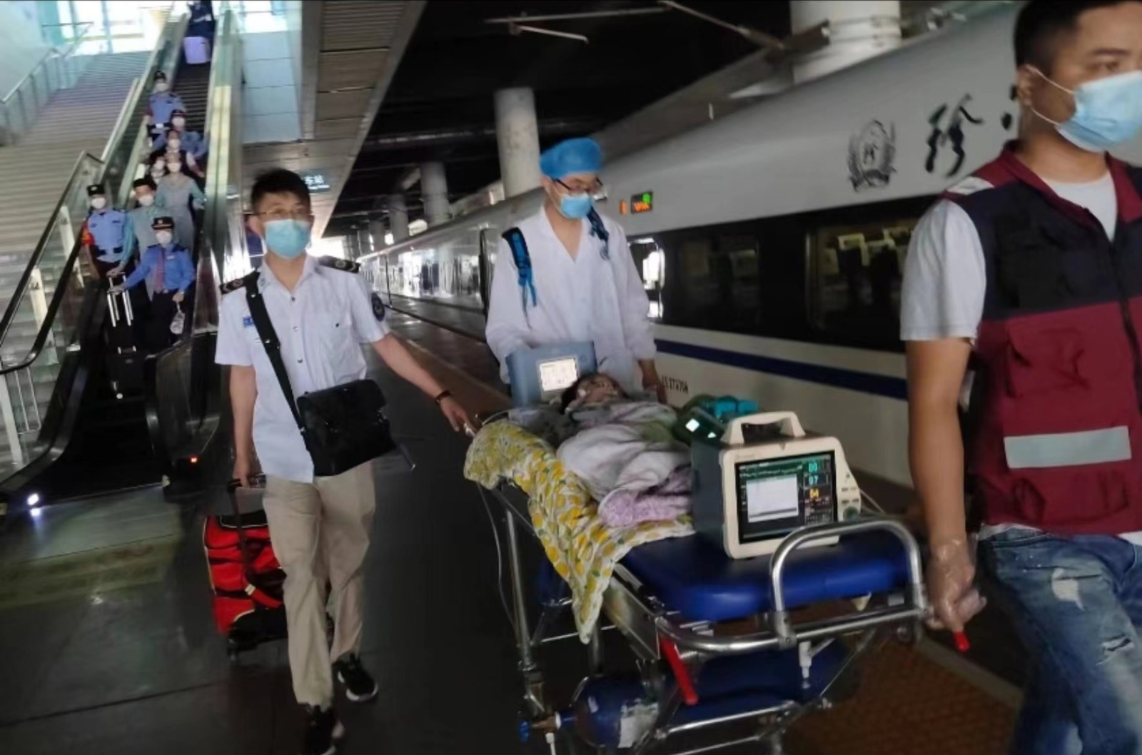 乐业县高铁转运公司